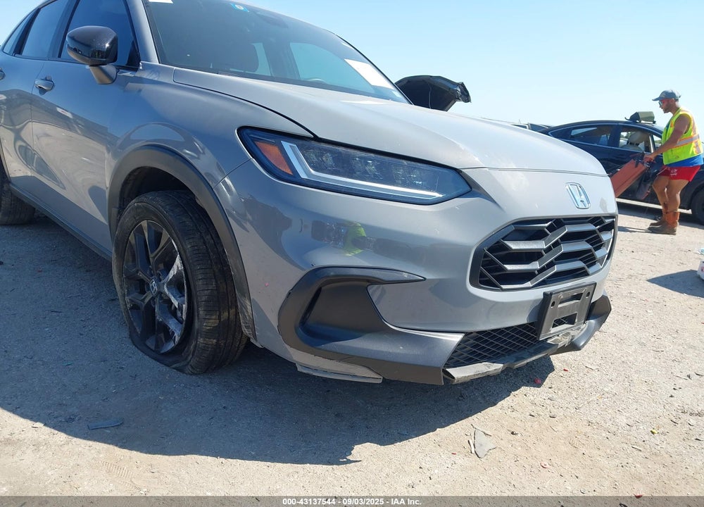 2024 HONDA HR-V 2WD SPORT/2WD SPORT W/O BSI VIN: 3CZRZ1H5XRM726424