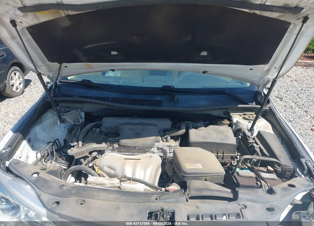 2016 TOYOTA CAMRY LE VIN: 4T4BF1FK3GR561044