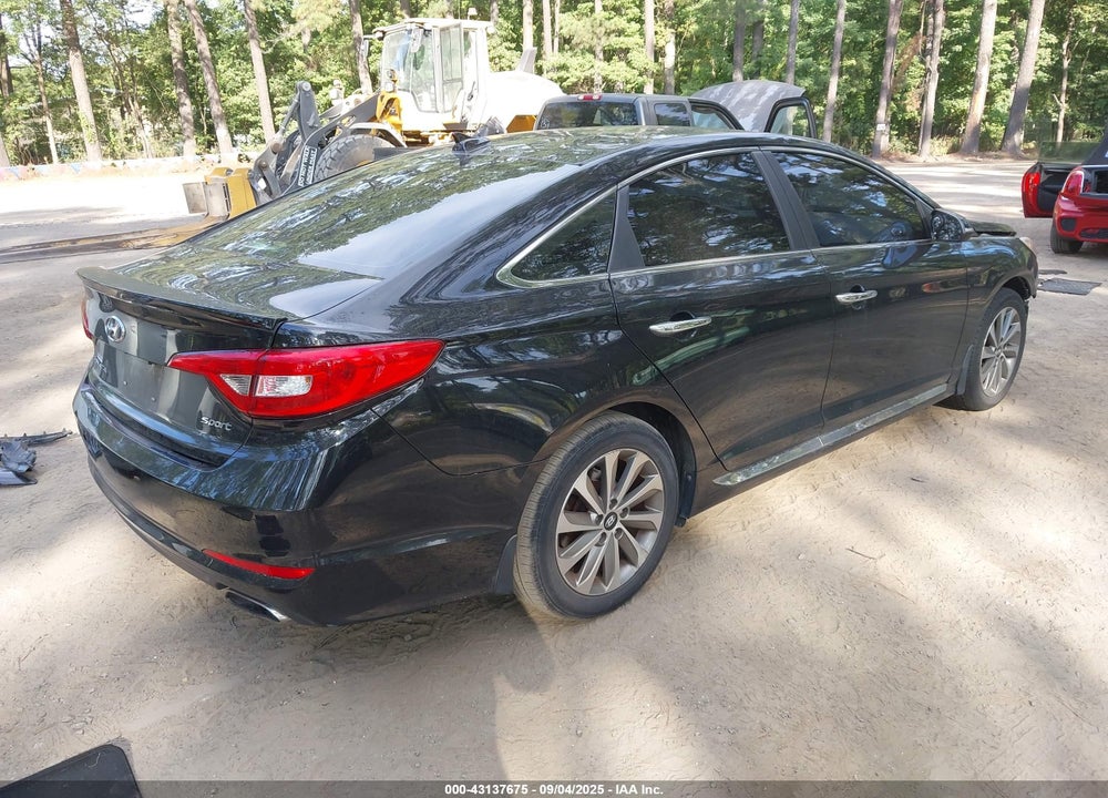 2016 HYUNDAI SONATA VIN: 5NPE34AF9GH284703