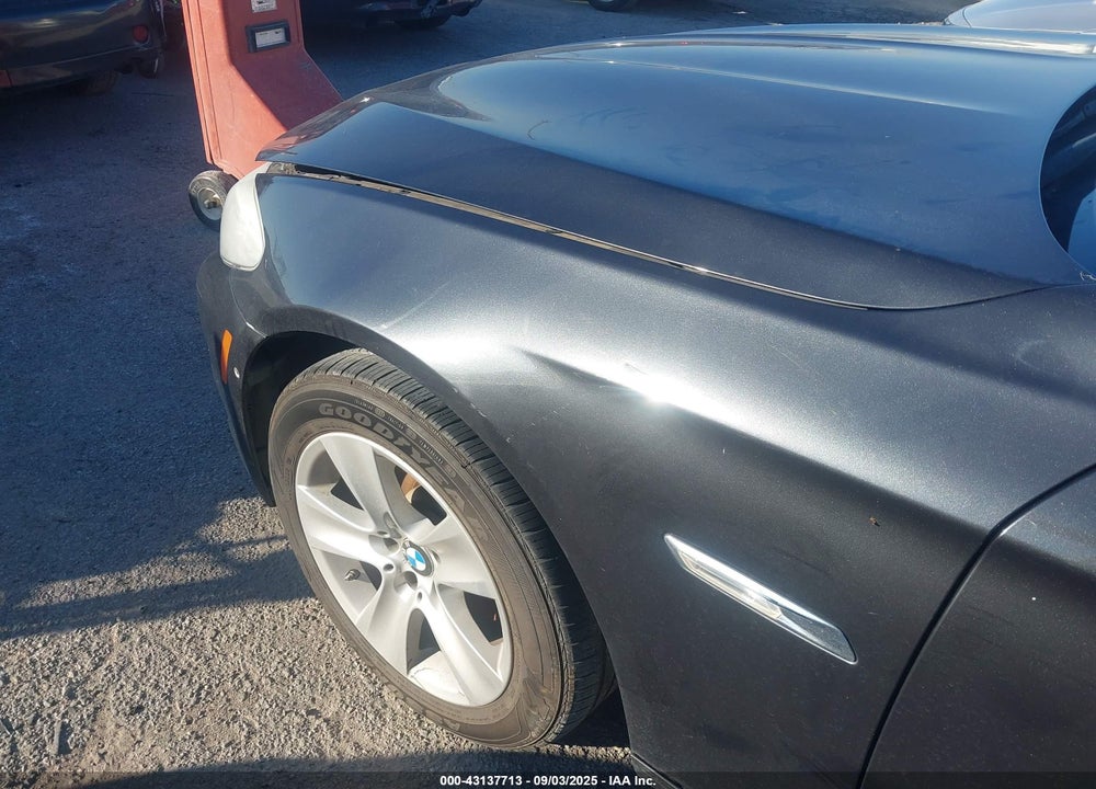 2011 BMW 528I VIN: WBAFR1C57BC746859