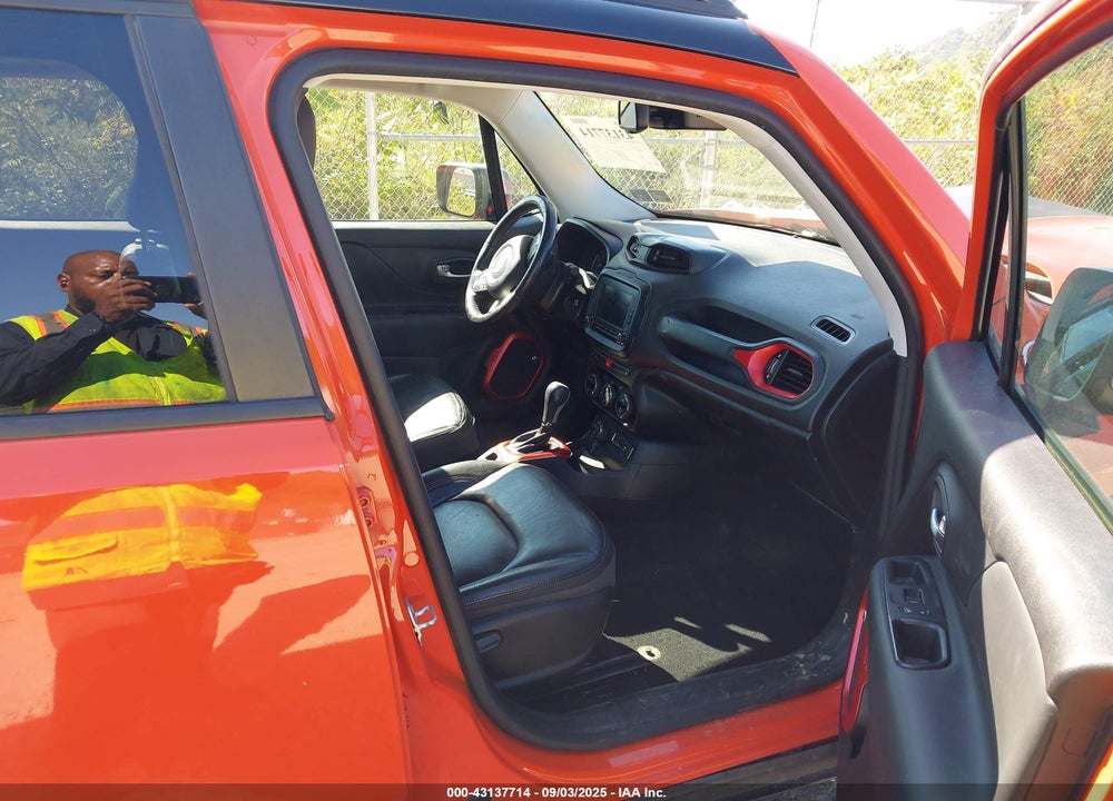 2017 JEEP RENEGADE VIN: ZACCJBCB6HPE54245