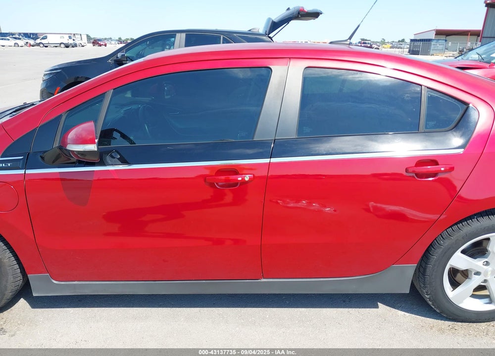 2014 CHEVROLET VOLT VIN: 1G1RB6E42EU122089