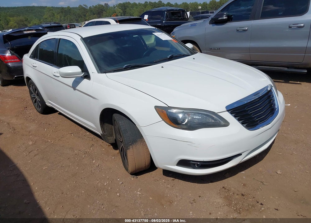 2014 CHRYSLER 200 TOURING VIN: 1C3CCBBB8EN119508