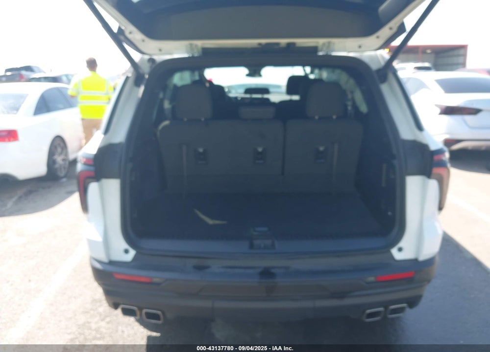 2024 CHEVROLET TRAVERSE FWD LS VIN: 1GNEREKS8RJ171939