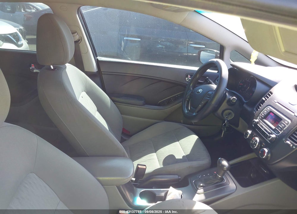 2015 KIA FORTE VIN: KNAFK4A62F5400164