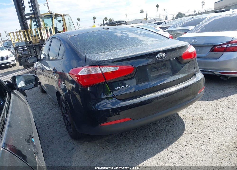 2015 KIA FORTE VIN: KNAFK4A62F5400164