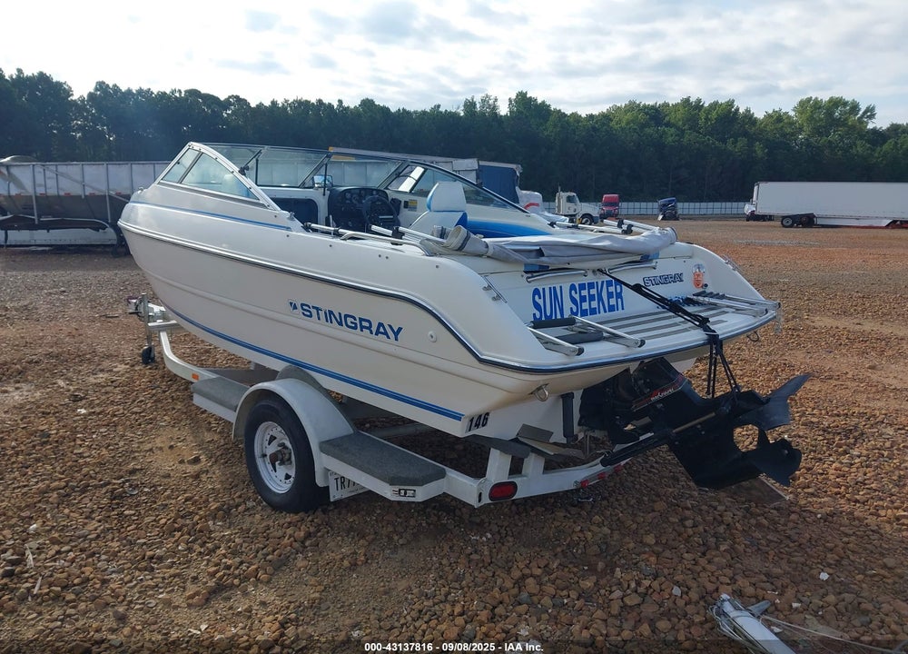 1986 STINGRAY 597ZPX VIN: PNYUS0FLL192