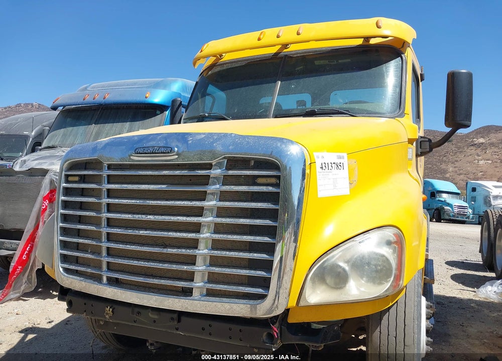 2013 FREIGHTLINER CASCADIA 125 VIN: 1FUJGEDV8DSBU6395