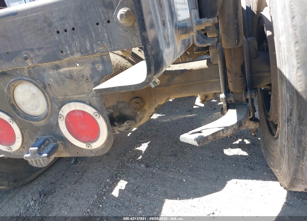 2013 FREIGHTLINER CASCADIA 125 VIN: 1FUJGEDV8DSBU6395