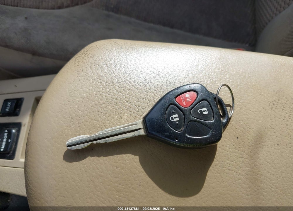 2011 TOYOTA RAV4 VIN: 2T3ZF4DV4BW104721