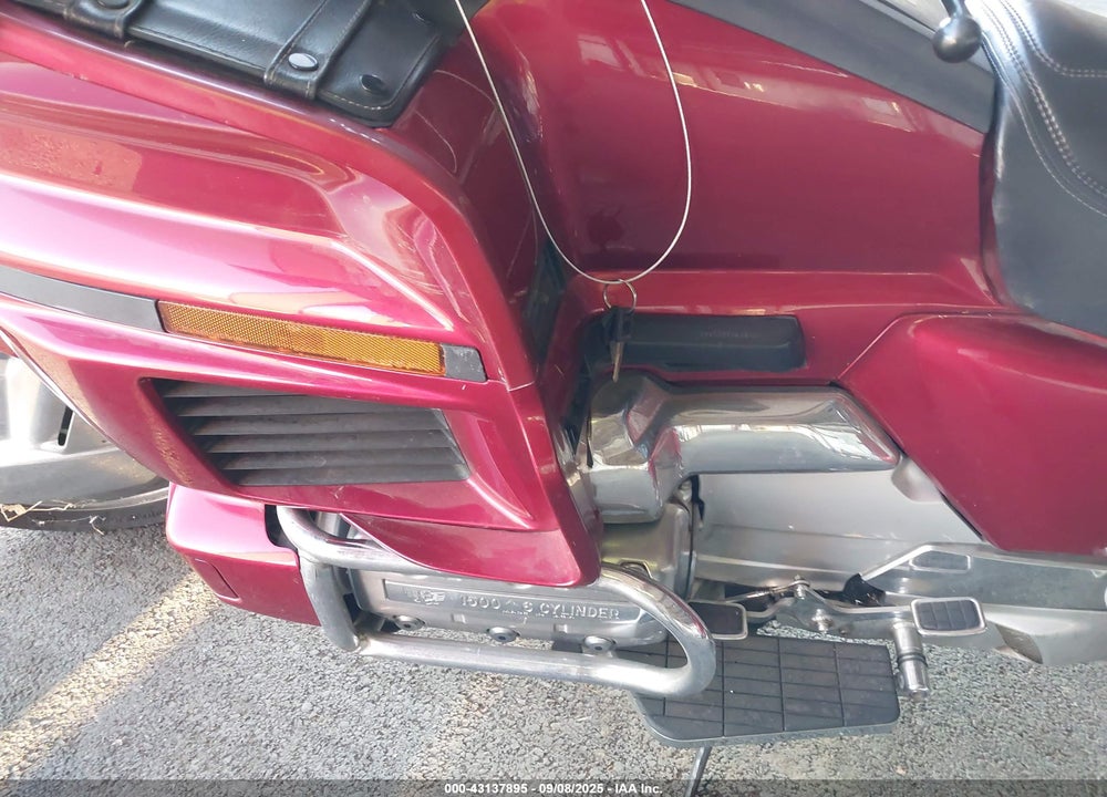 1992 HONDA GL1500 A VIN: 1HFSC2206NA400015