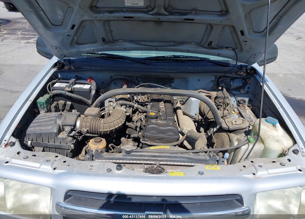 2000 CHEVROLET TRACKER HARD TOP VIN: 2CNBE13C8Y6936081