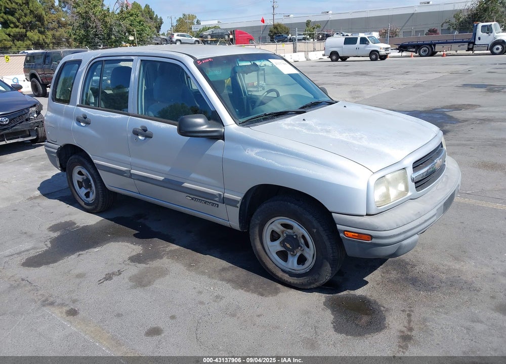 2000 CHEVROLET TRACKER HARD TOP VIN: 2CNBE13C8Y6936081