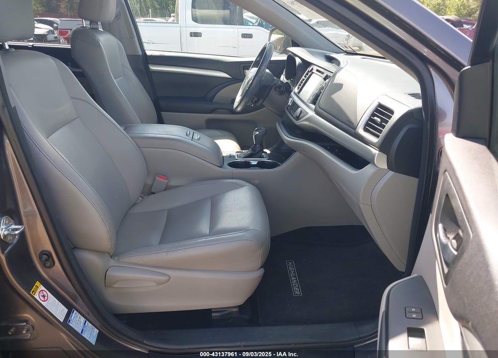 2015 TOYOTA HIGHLANDER VIN: 5TDJKRFH5FS163216