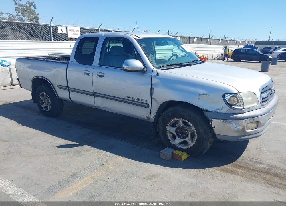 2000 TOYOTA TUNDRA SR5 V8 VIN: 5TBRT341XYS072179