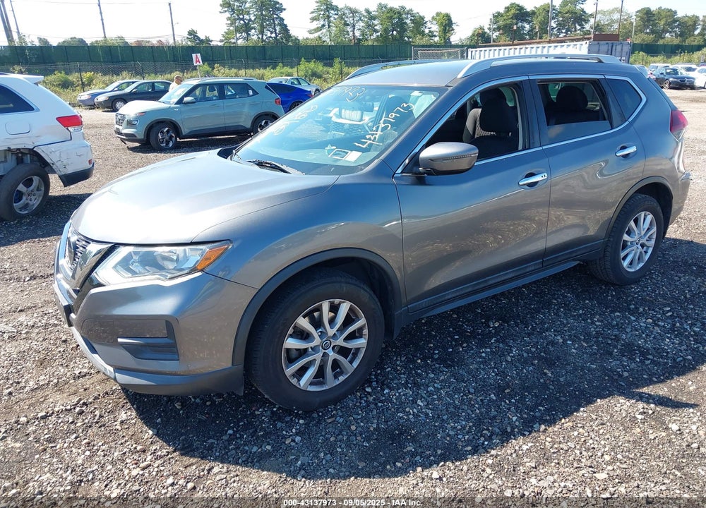 2018 NISSAN ROGUE VIN: 5N1AT2MV1JC814067