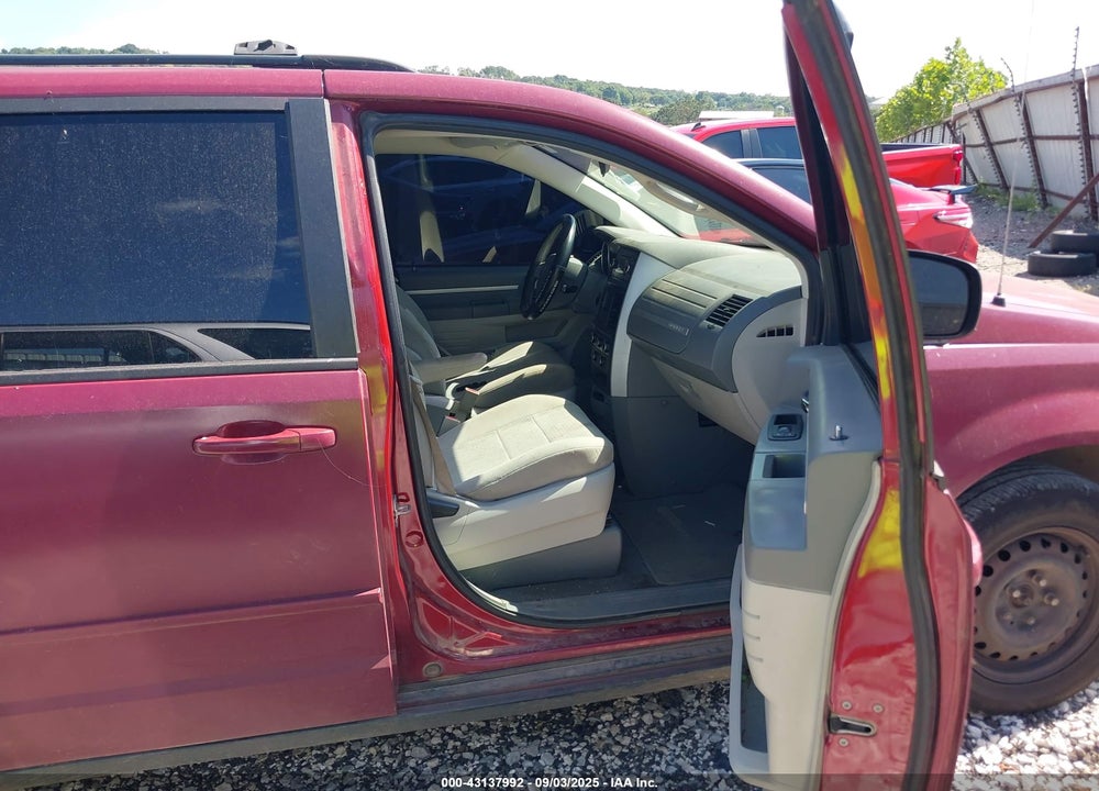 2010 DODGE GRAND CARAVAN VIN: 2D4RN4DE5AR478401
