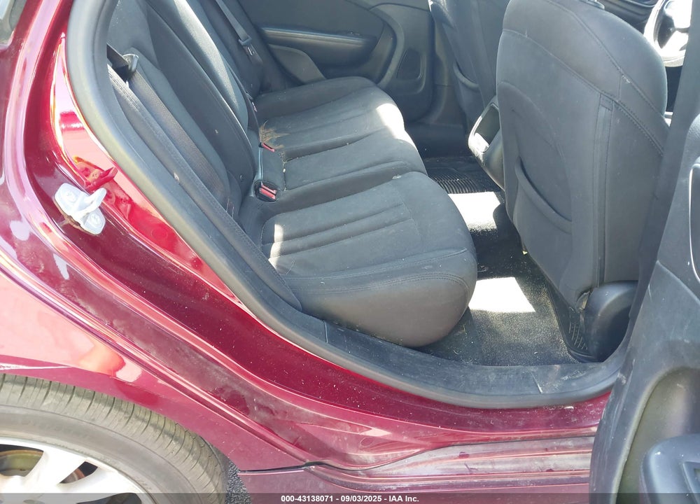 2015 CHRYSLER 200 VIN: 1C3CCCABXFN691026