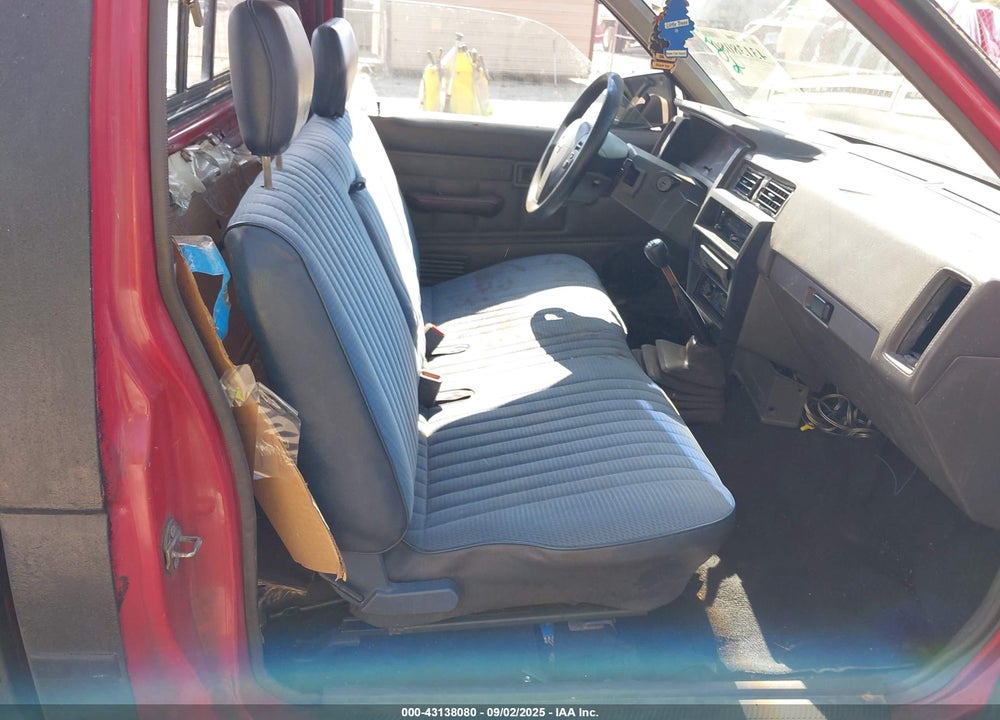 1990 NISSAN D21 VIN: 1N6SD11S8LC388047
