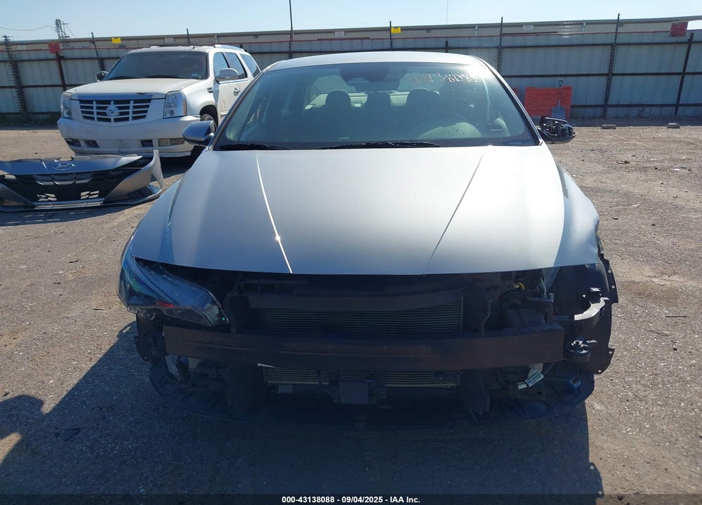 2023 HYUNDAI ELANTRA SEL VIN: 5NPLS4AG2PH098990