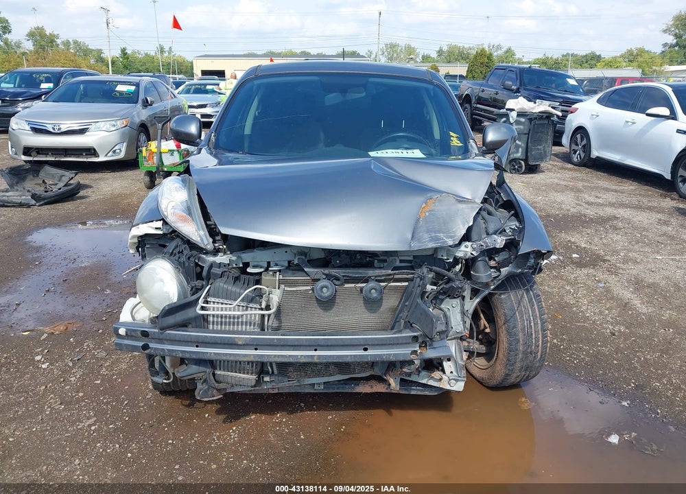 2014 NISSAN JUKE VIN: JN8AF5MR0ET352546