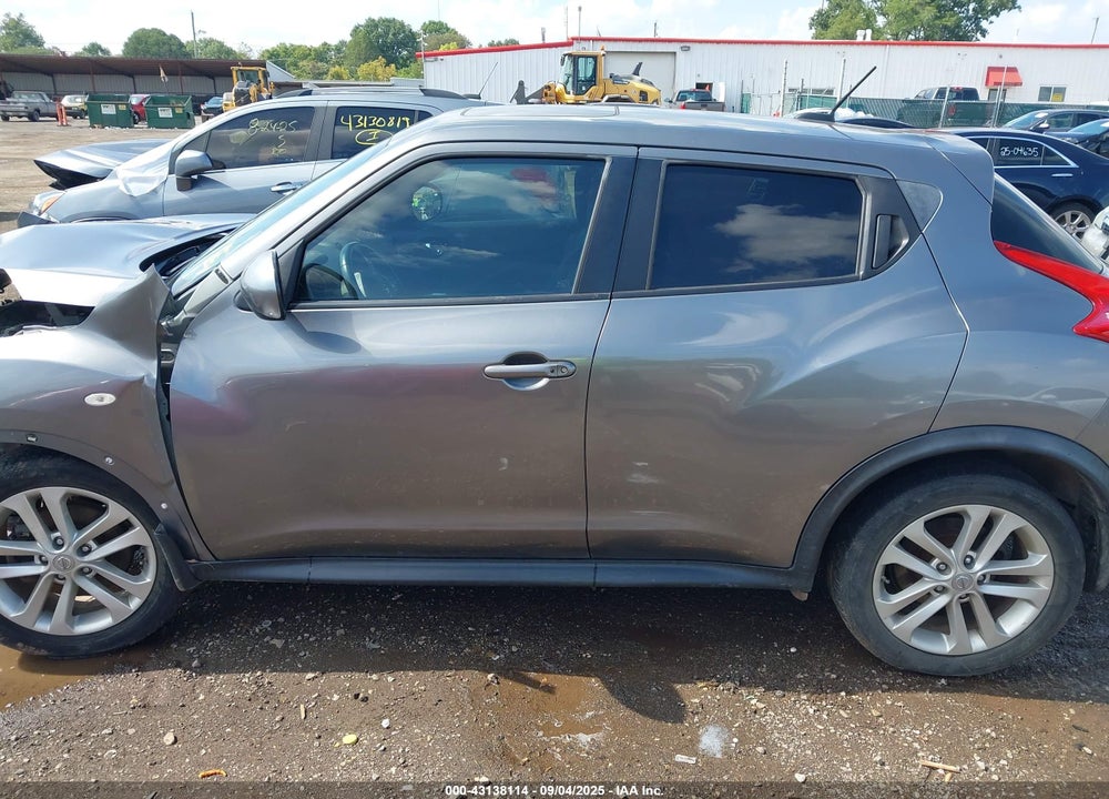 2014 NISSAN JUKE VIN: JN8AF5MR0ET352546