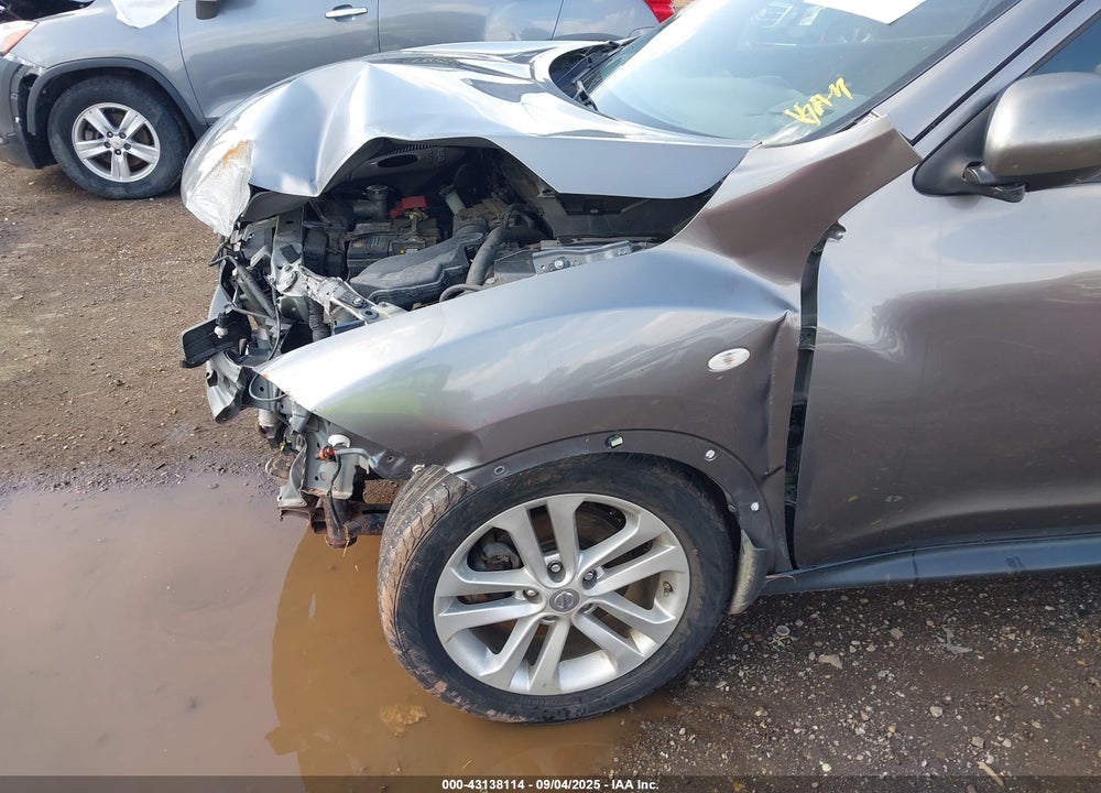 2014 NISSAN JUKE VIN: JN8AF5MR0ET352546