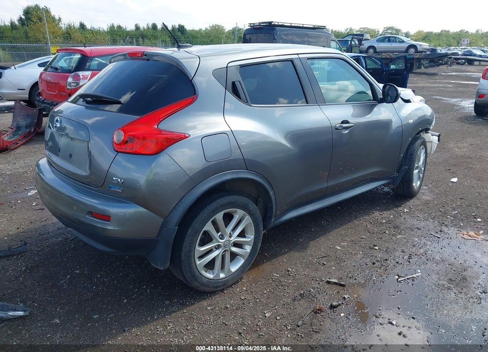 2014 NISSAN JUKE VIN: JN8AF5MR0ET352546