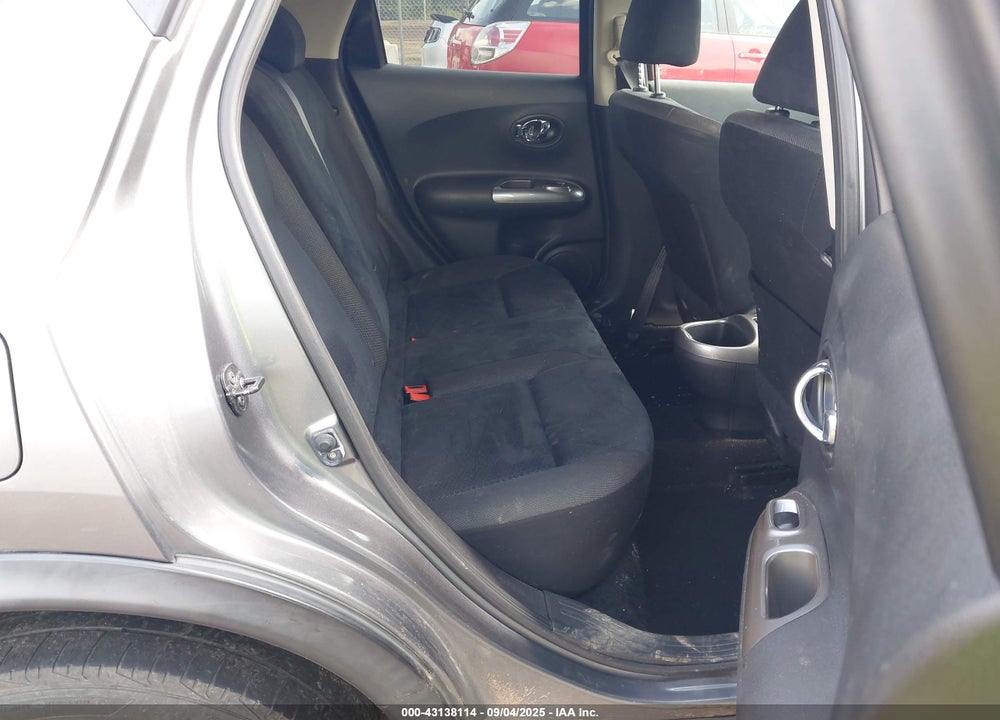 2014 NISSAN JUKE VIN: JN8AF5MR0ET352546