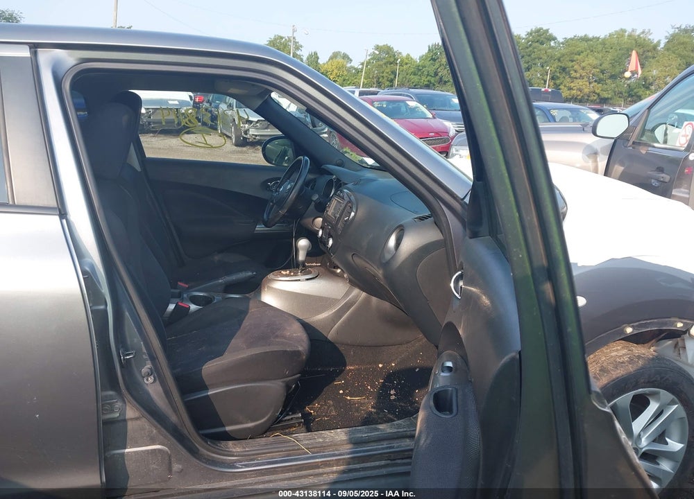 2014 NISSAN JUKE VIN: JN8AF5MR0ET352546