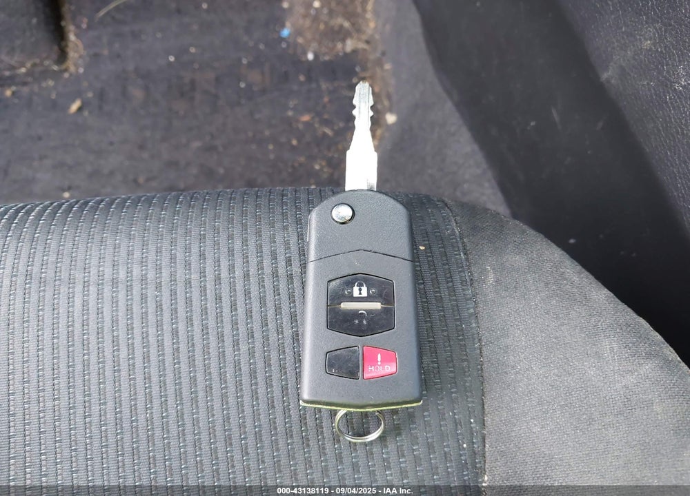 2011 MAZDA 3 VIN: JM1BL1VF6B1413024