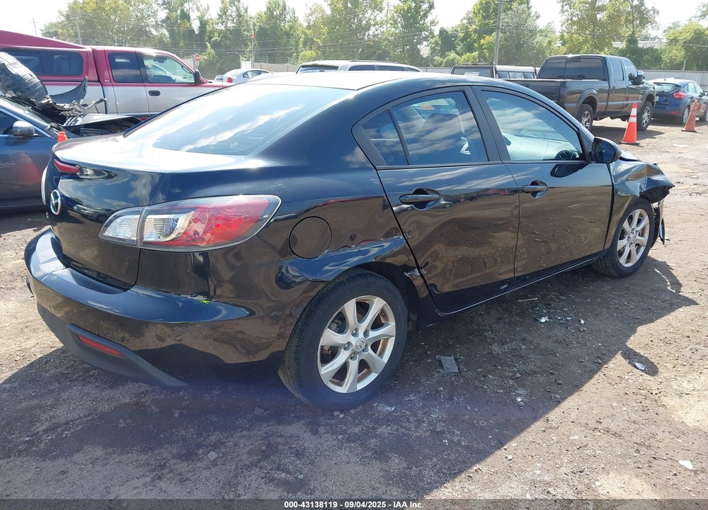 2011 MAZDA 3 VIN: JM1BL1VF6B1413024