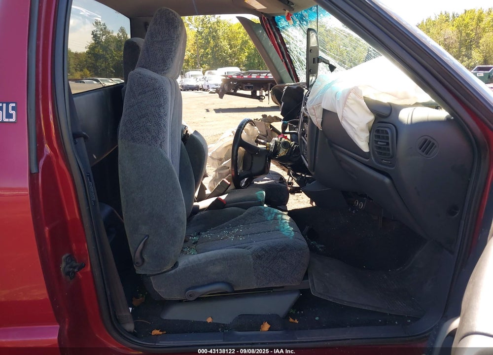 2002 GMC SONOMA SLS VIN: 1GTCS14W628216872