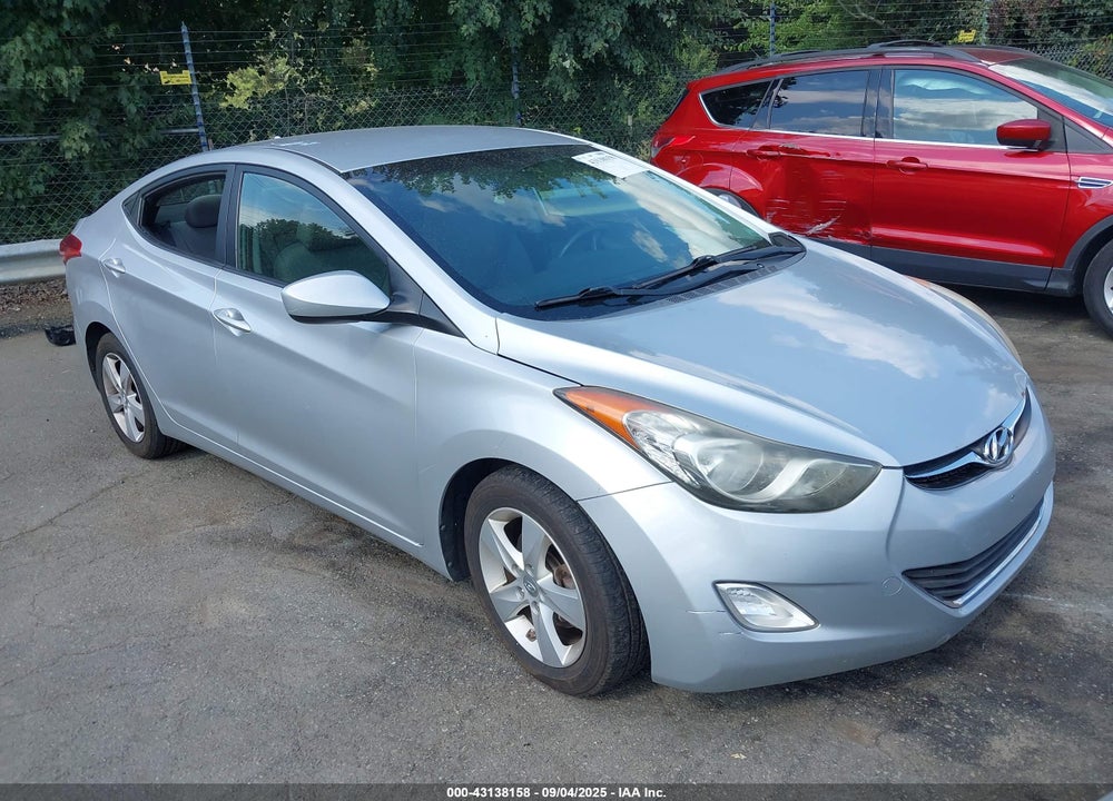 2013 HYUNDAI ELANTRA GLS VIN: 5NPDH4AE2DH266219