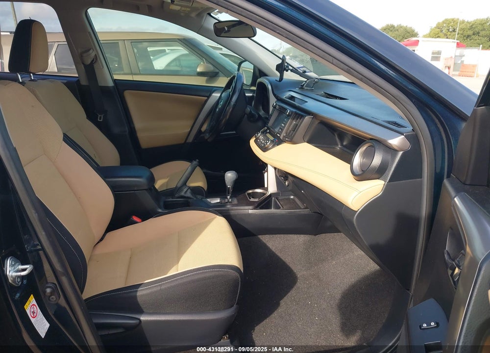 2018 TOYOTA RAV4 XLE VIN: JTMWFREV3JJ725654