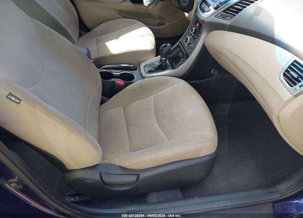 2014 HYUNDAI ELANTRA SE VIN: 5NPDH4AE1EH501520