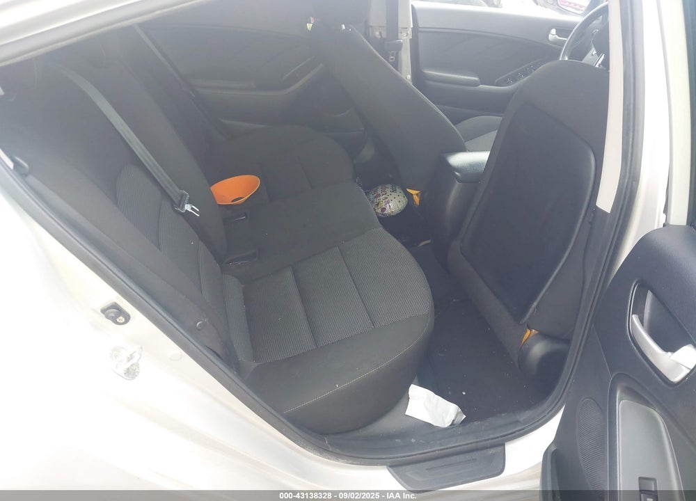 2017 KIA FORTE LX VIN: 3KPFK4A78HE152201