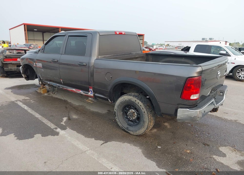 2016 RAM 2500 VIN: 3C6UR5CL3GG223513