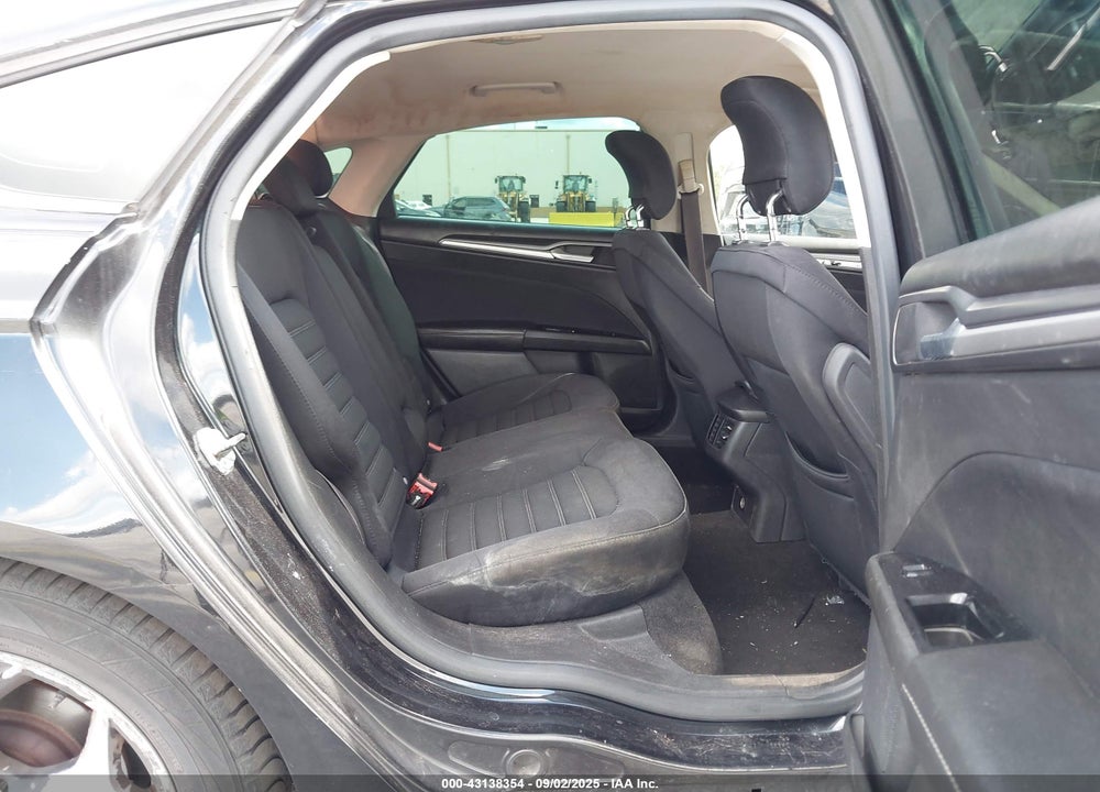 2013 FORD FUSION VIN: 3FA6P0H7XDR338220