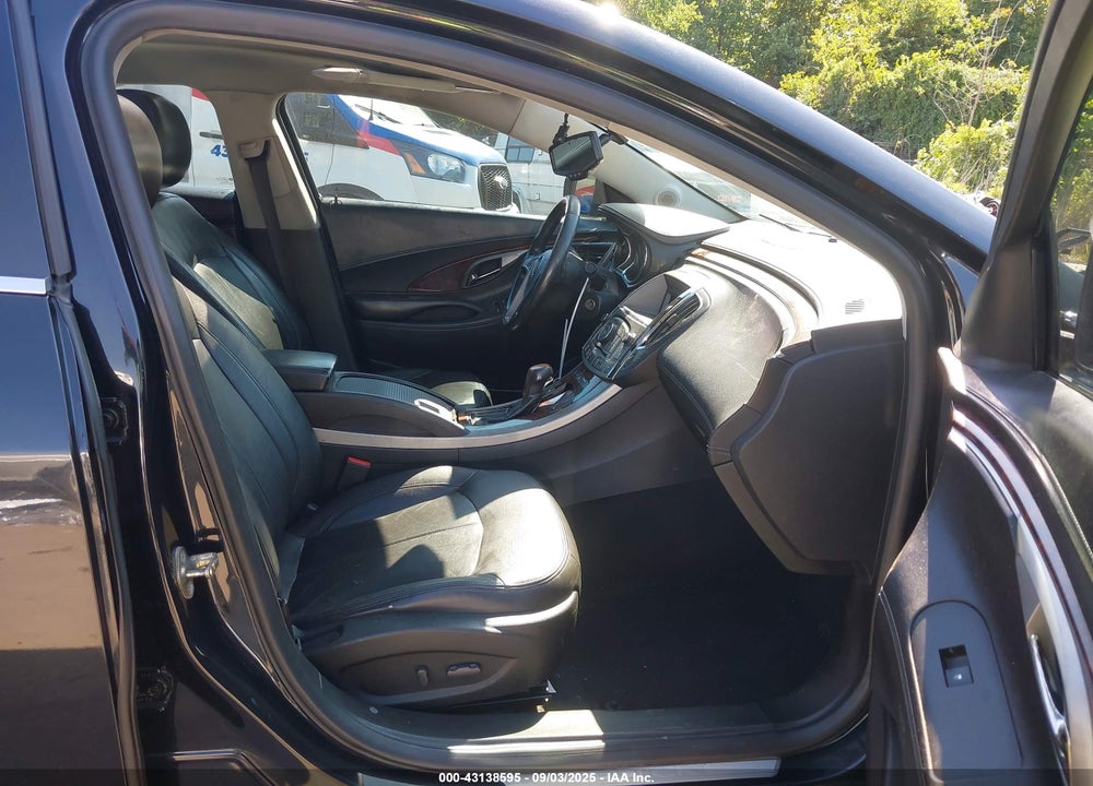 2010 BUICK LACROSSE CXL VIN: 1G4GC5EG1AF235588