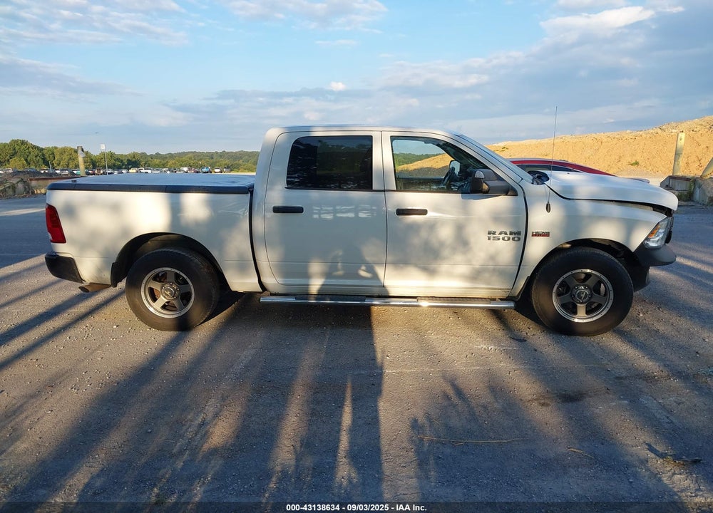 2014 RAM 1500 VIN: 3C6RR6KT0EG221633