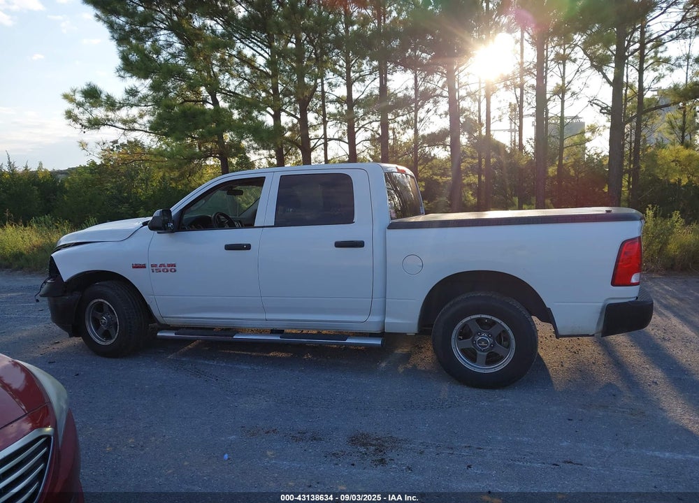 2014 RAM 1500 VIN: 3C6RR6KT0EG221633