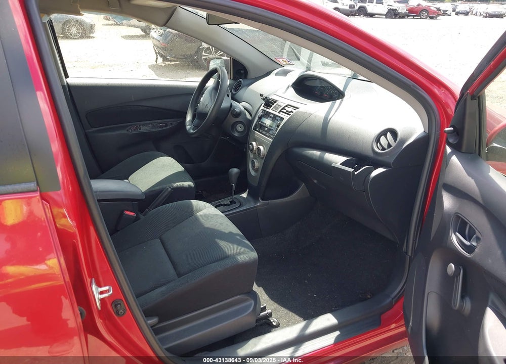 2009 TOYOTA YARIS VIN: JTDBT903694048459