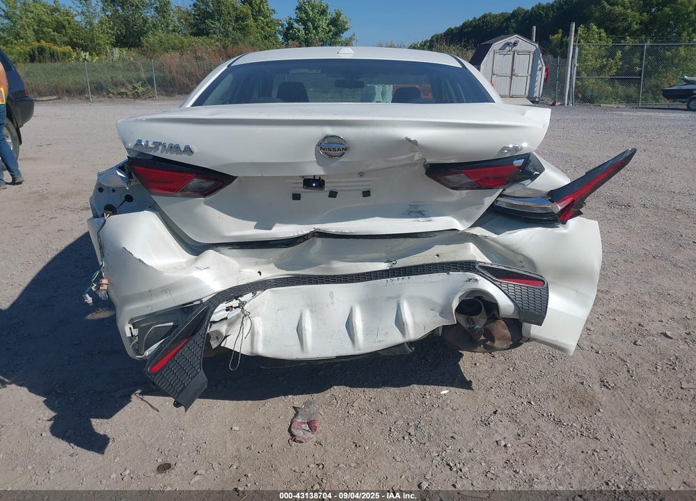 2022 NISSAN ALTIMA SV FWD VIN: 1N4BL4DV2NN344670