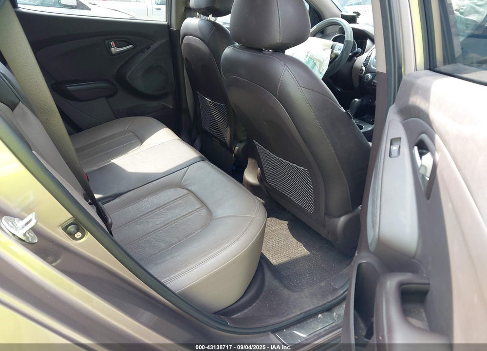 2013 HYUNDAI TUCSON VIN: KM8JU3AC3DU715657