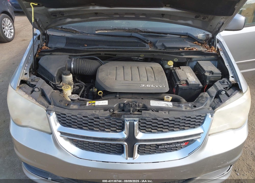 2013 DODGE GRAND CARAVAN VIN: 2C4RDGCG6DR581500