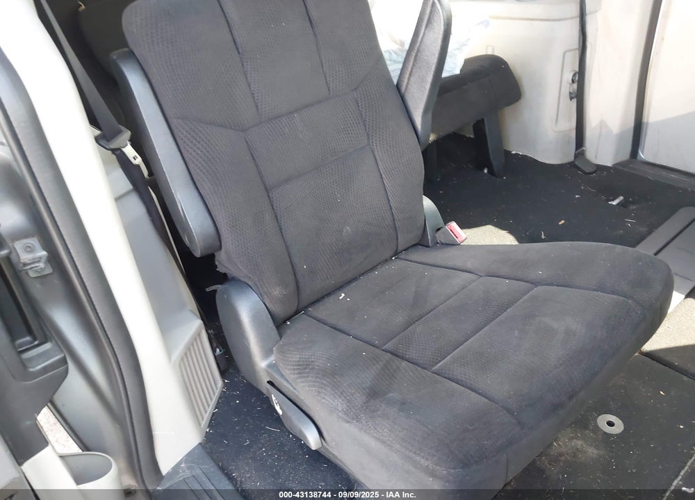 2013 DODGE GRAND CARAVAN VIN: 2C4RDGCG6DR581500