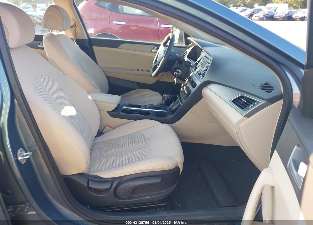 2015 HYUNDAI SONATA VIN: 5NPE24AF6FH215436