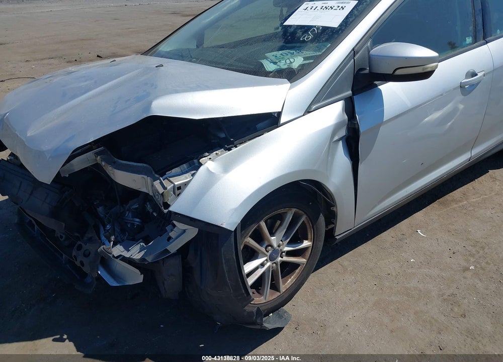 2015 FORD FOCUS SE VIN: 1FADP3F22FL365462