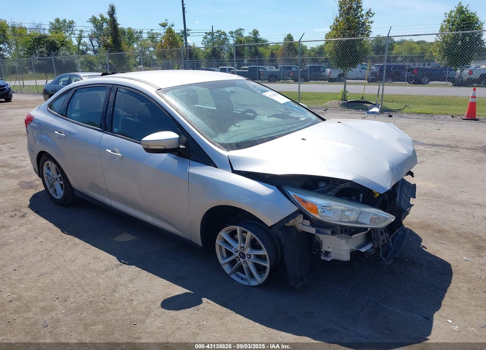 2015 FORD FOCUS SE VIN: 1FADP3F22FL365462